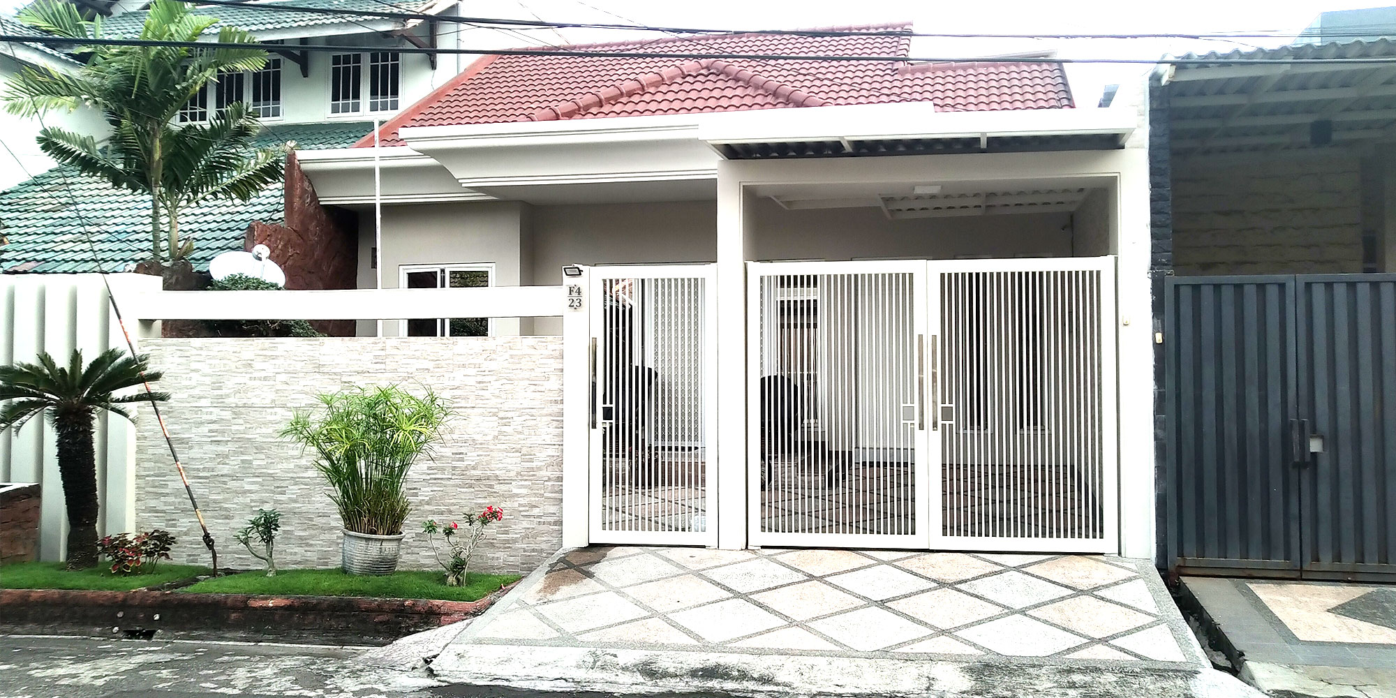 Dijual Rumah Dekat Graha Bethany Surabaya